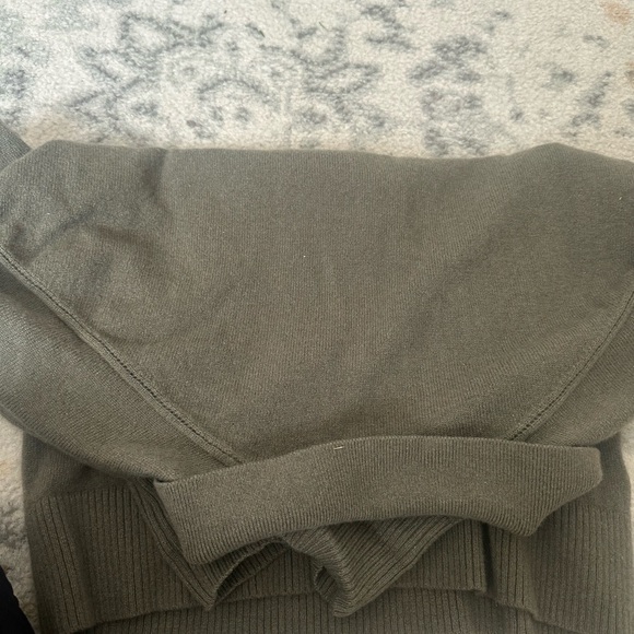 Everlane Cashmere Polo - Picture 7 of 9